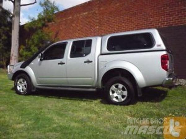 Nissan NAVARA ST-X Utilitaire