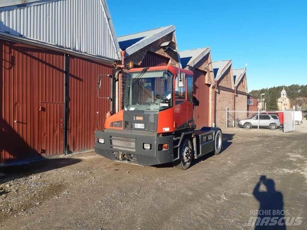Kalmar TT618i Tracteur de manœuvre