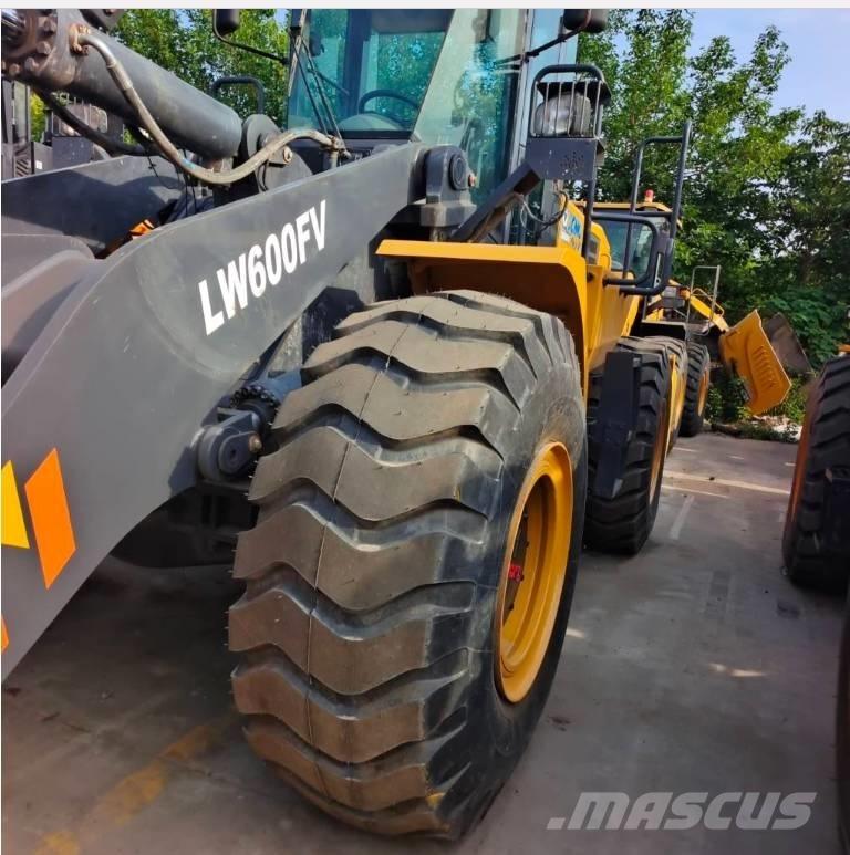 XCMG LW 600 FV Chargeuse sur pneus
