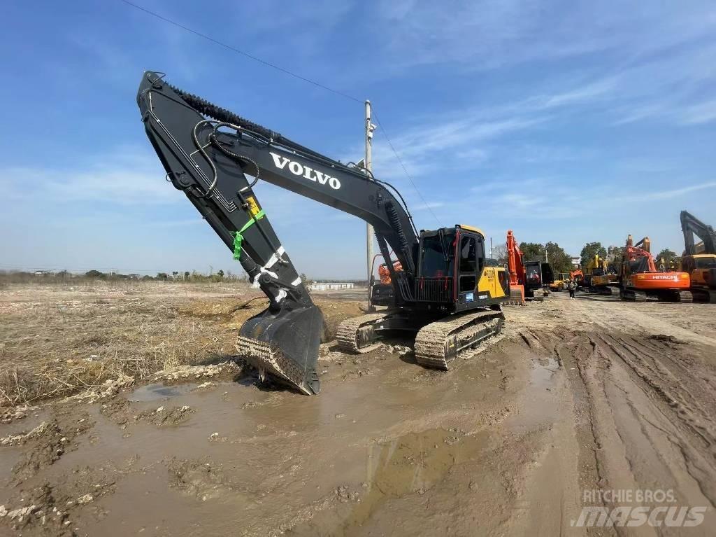 Volvo EC 210 Pelle sur chenilles