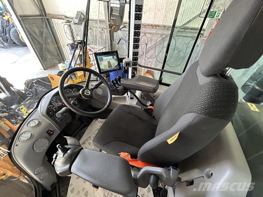 Volvo L120H Chargeuse sur pneus