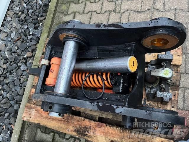  Tefra CAT 320E Attache rapide pour godet