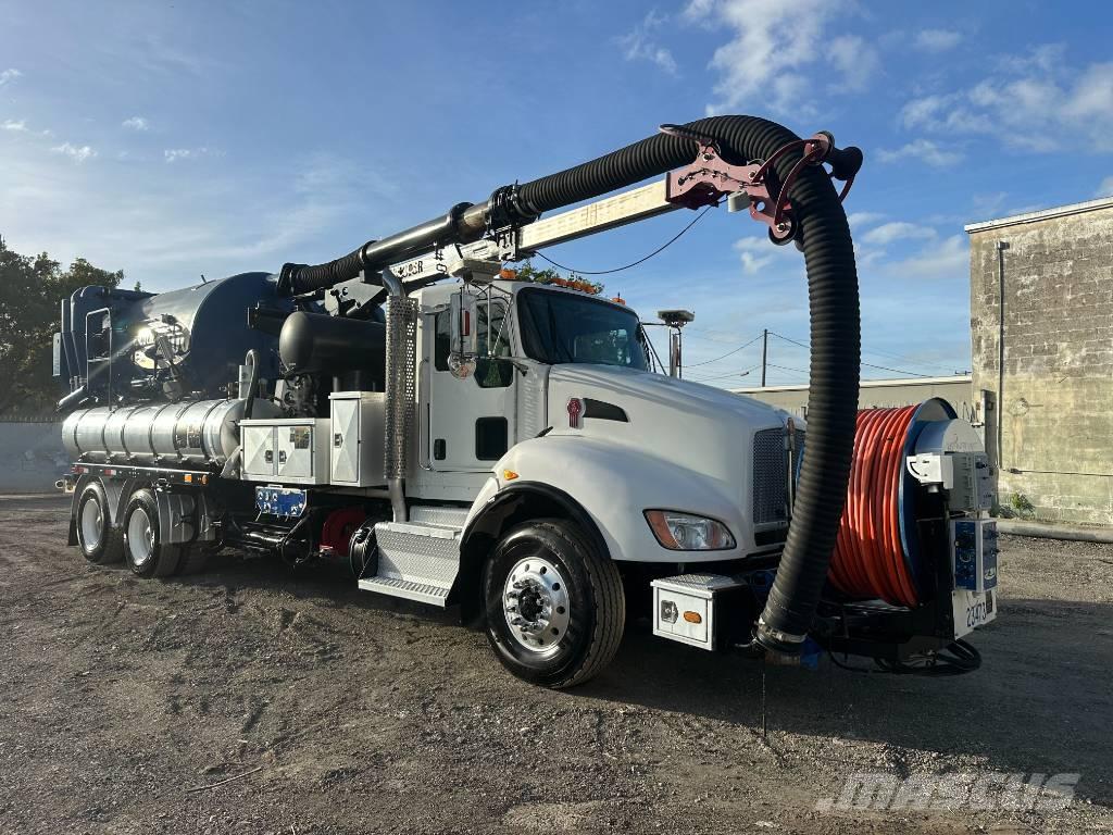 Kenworth T 400 Camion aspirateur, Hydrocureur
