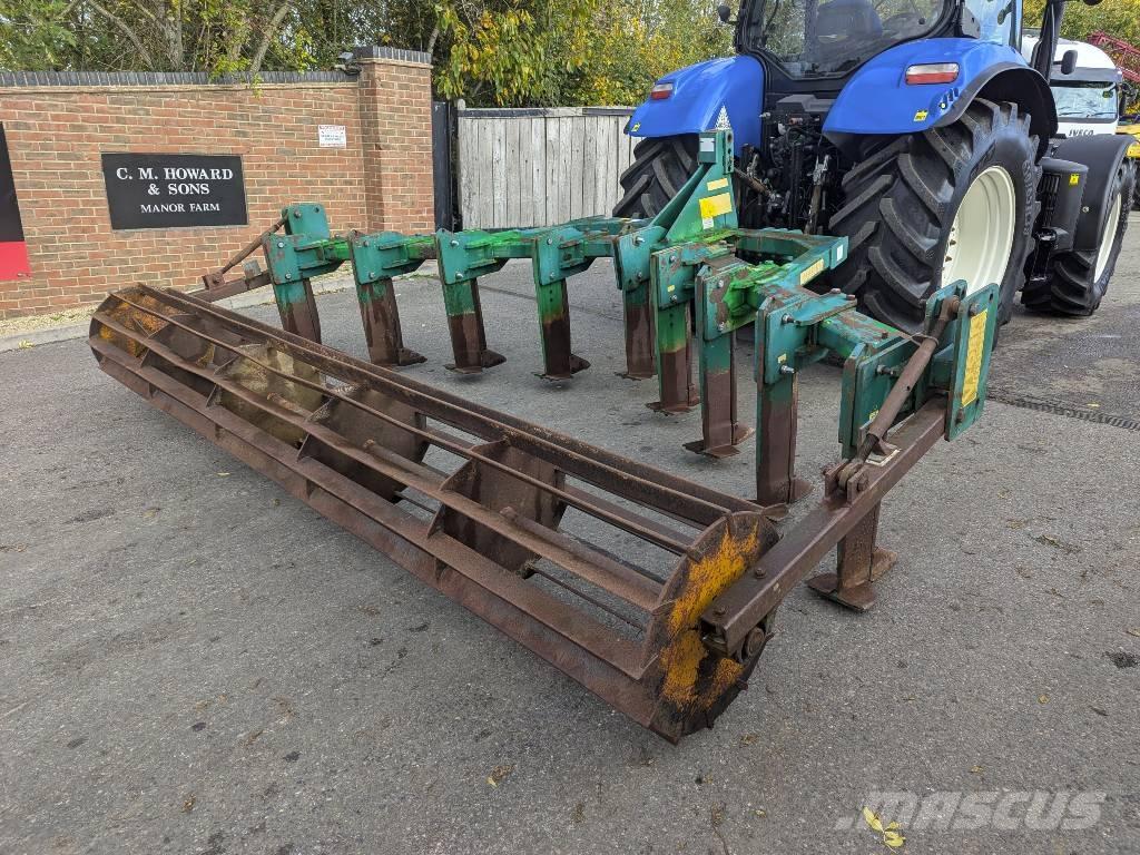 Cousins VFORM Déchaumeur, cultivateur