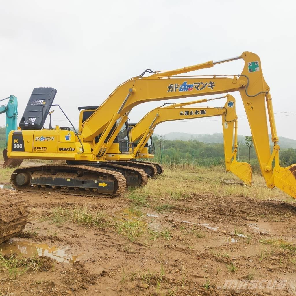 Komatsu PC200-8 Pelle sur chenilles