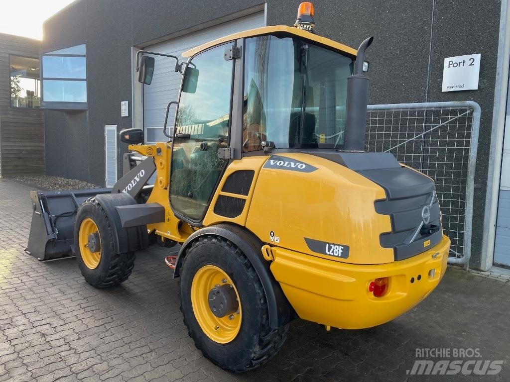Volvo L28F Mini chargeuse