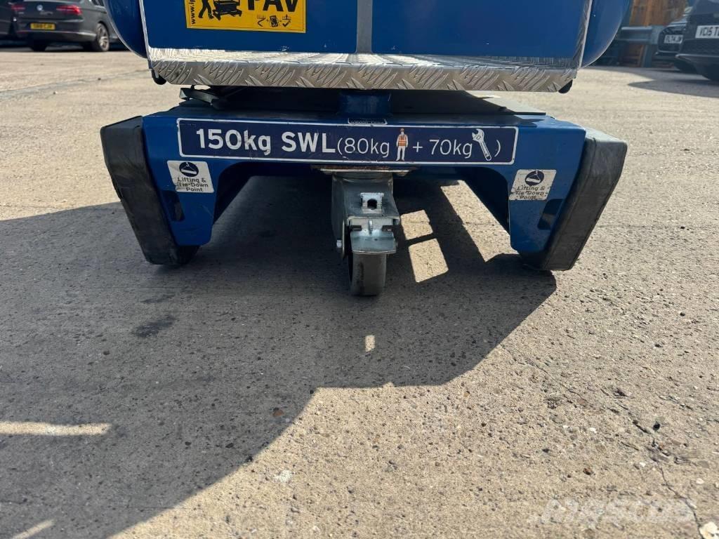 JLG Peco Lift Nacelle Push Around