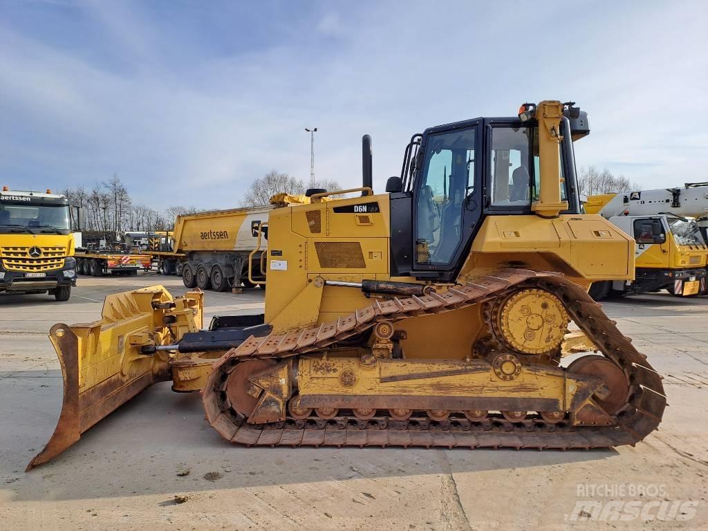 CAT D6N LGP Bouteurs sur chenilles