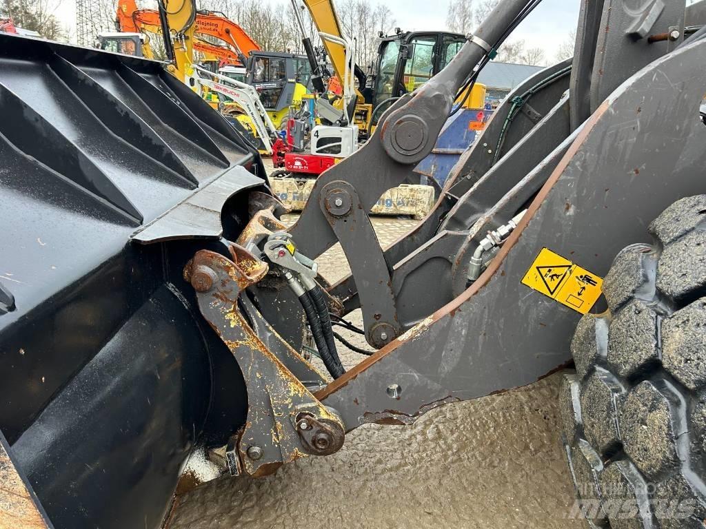 Volvo L 120 H Chargeuse sur pneus