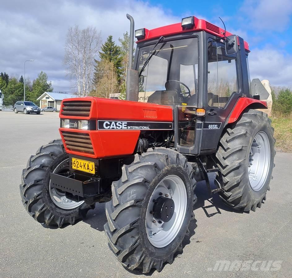 Case IH 685 XL Tracteur