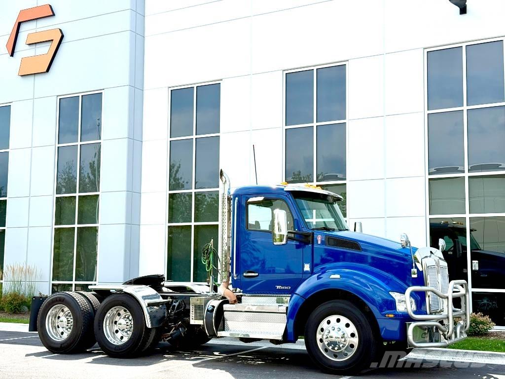 Kenworth T 880 Tracteur routier