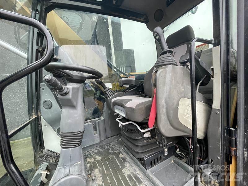CAT M 314 F Pelle sur pneus