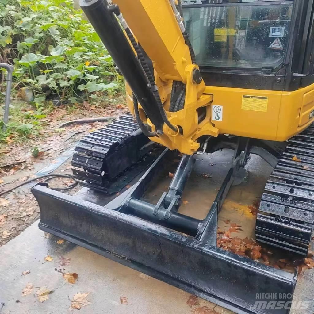 CAT 303.5 E CR Mini pelle < 7t