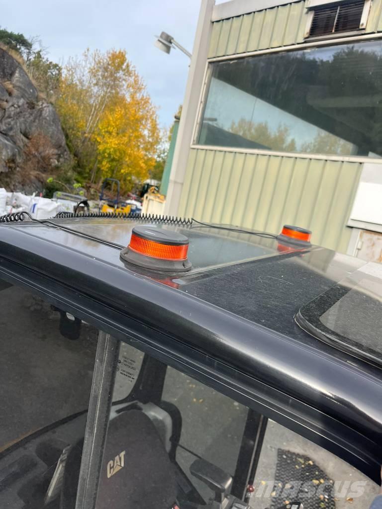 CAT 301.7 D Rototilt Mini pelle < 7t