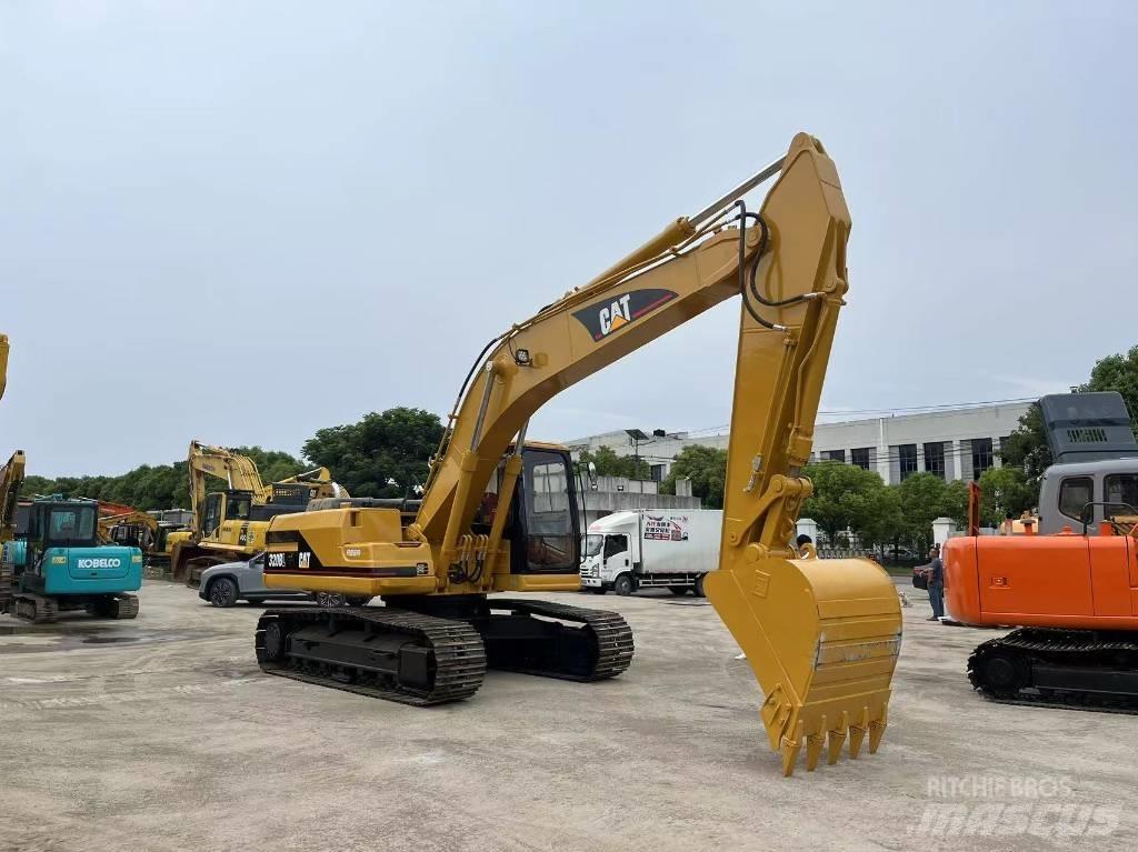 CAT 320 B L Pelle sur chenilles