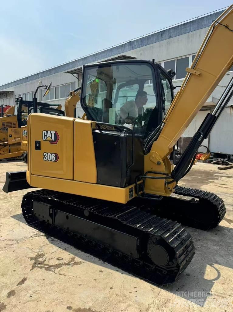 CAT 306 Mini pelle < 7t