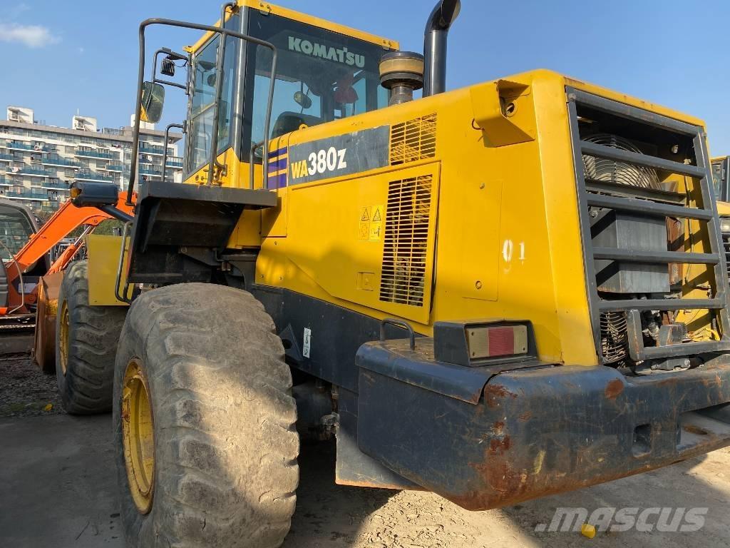 Komatsu WA 380-3 Chargeuse sur pneus
