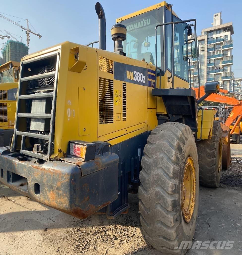 Komatsu WA 380-3 Chargeuse sur pneus