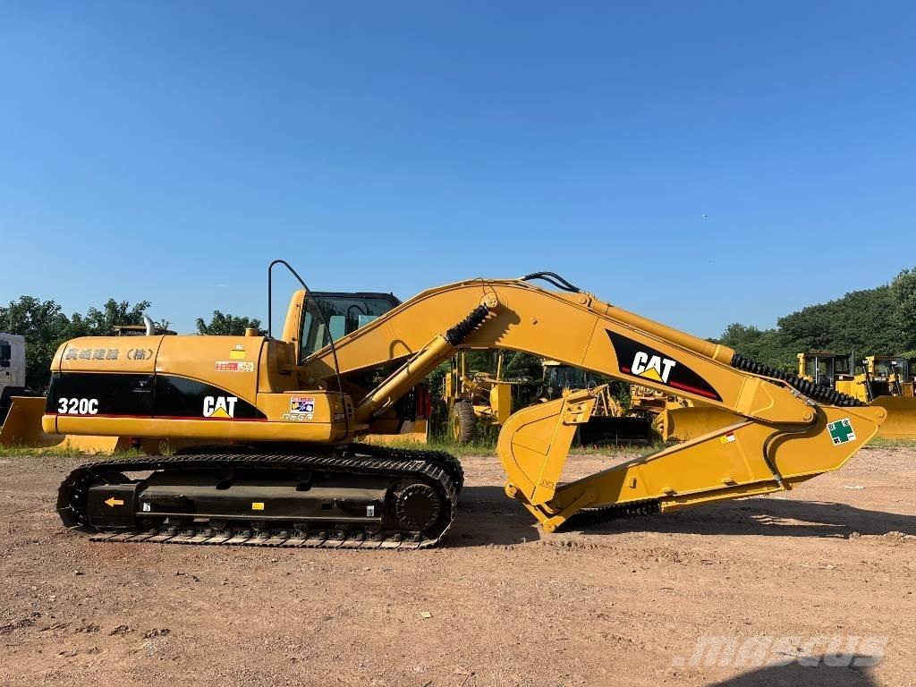 CAT 320C Pelle sur chenilles