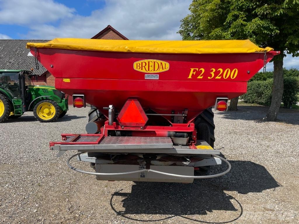 Bredal F2 3200 Epandeur de fumier