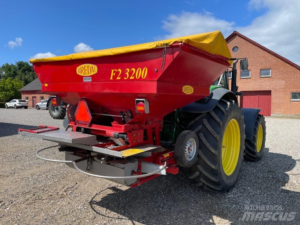 Bredal F2 3200 Epandeur de fumier
