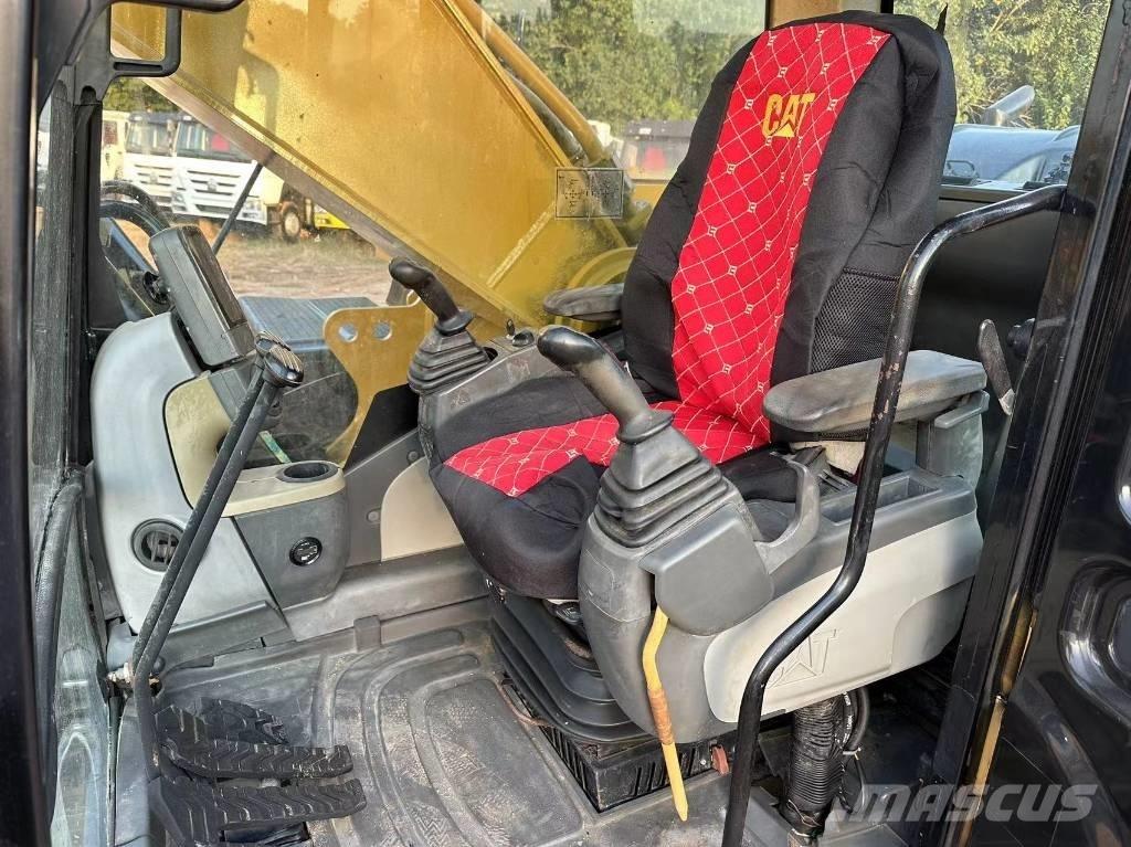 CAT 330DL Pelle sur chenilles