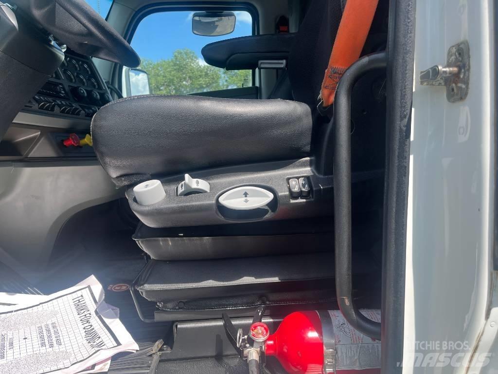Kenworth T 880 Tracteur routier