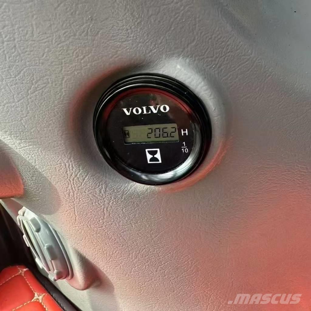 Volvo 480D Pelle sur chenilles