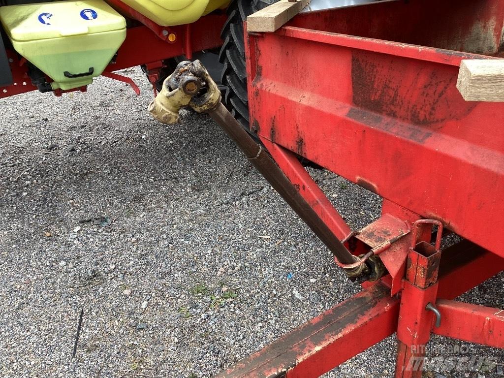 YLÖ 5000 Remorques autochargeuse
