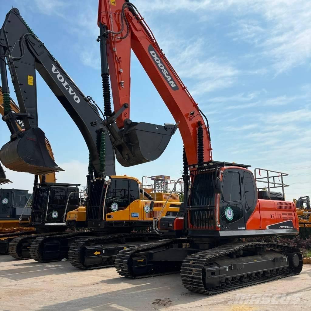 Doosan DX 300LC-9C Pelle sur chenilles