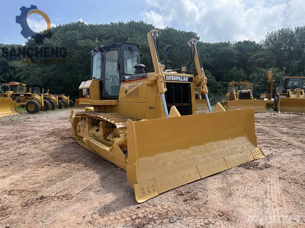 CAT D 6 G Bouteurs sur chenilles