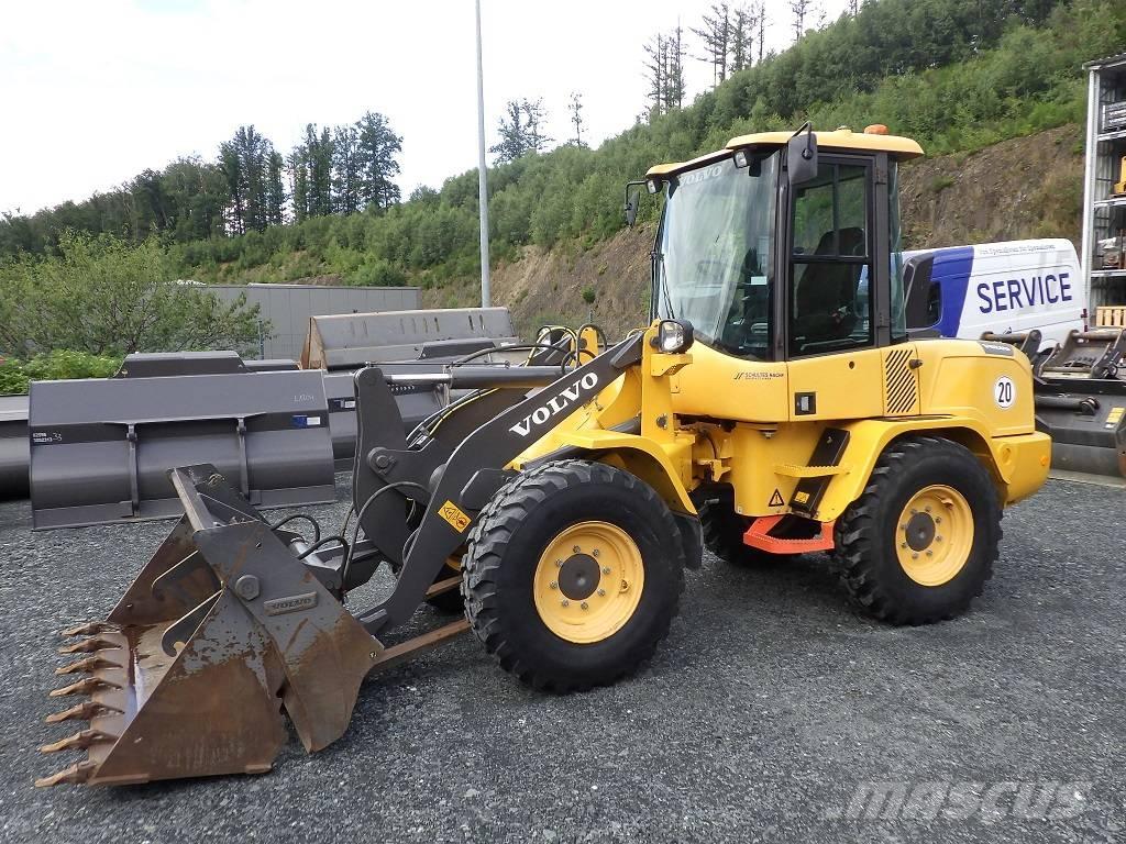 Volvo L 30 G Chargeuse sur pneus