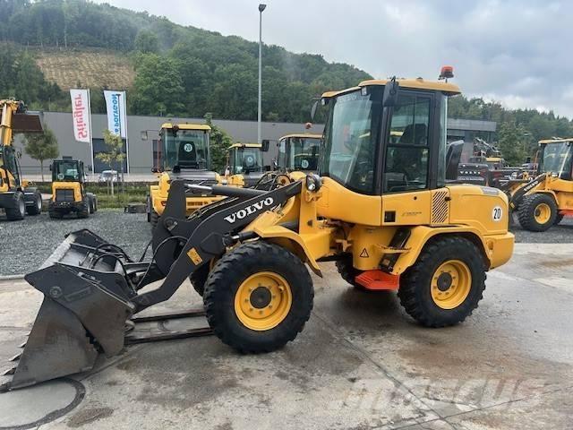 Volvo L 30 G Chargeuse sur pneus