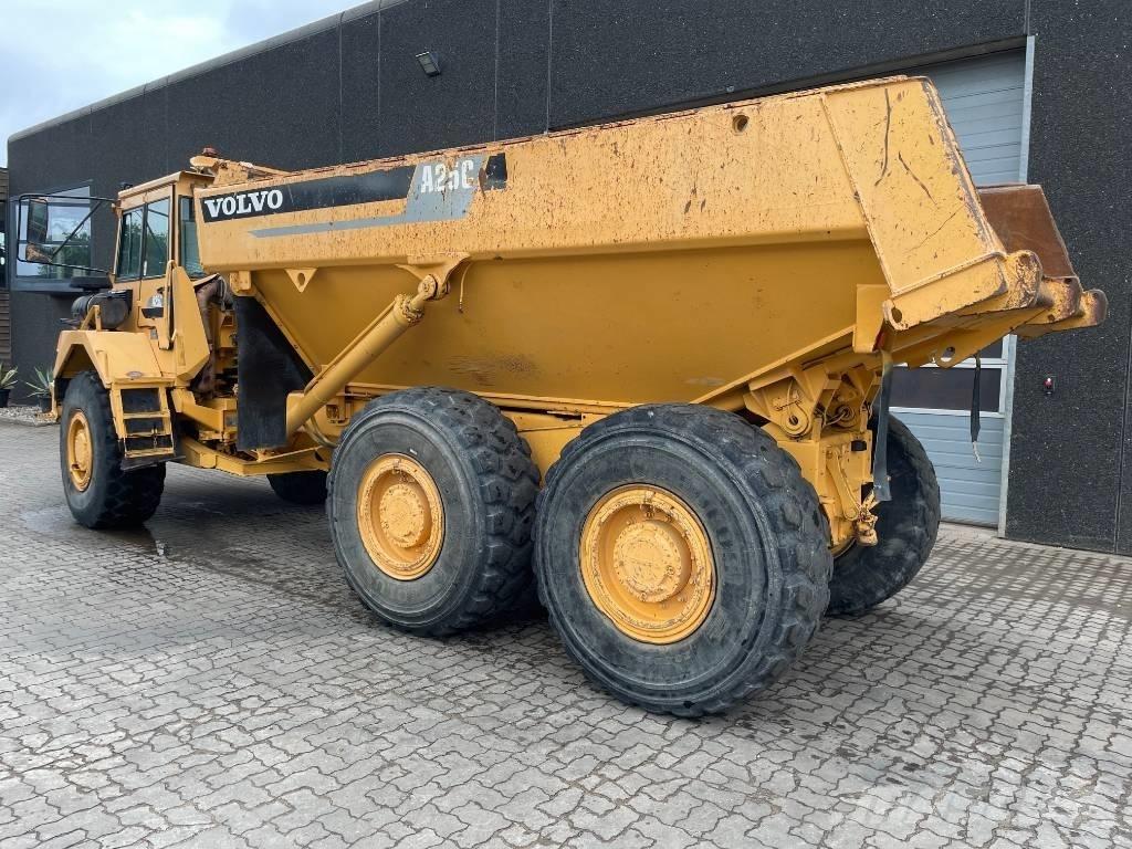 Volvo A25C Tombereau articulé