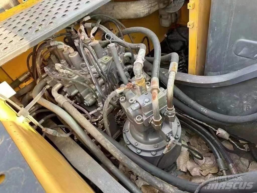 Volvo EC 220 DNL Pelle sur chenilles