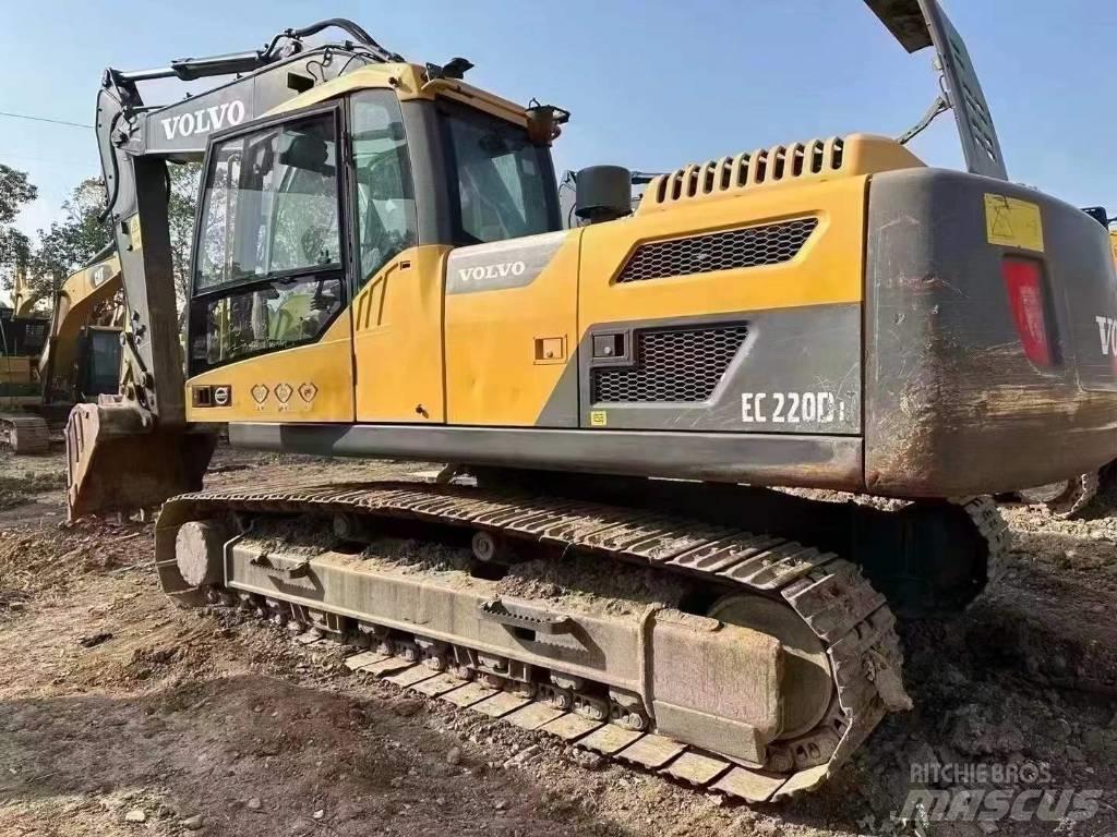 Volvo EC 220 DNL Pelle sur chenilles