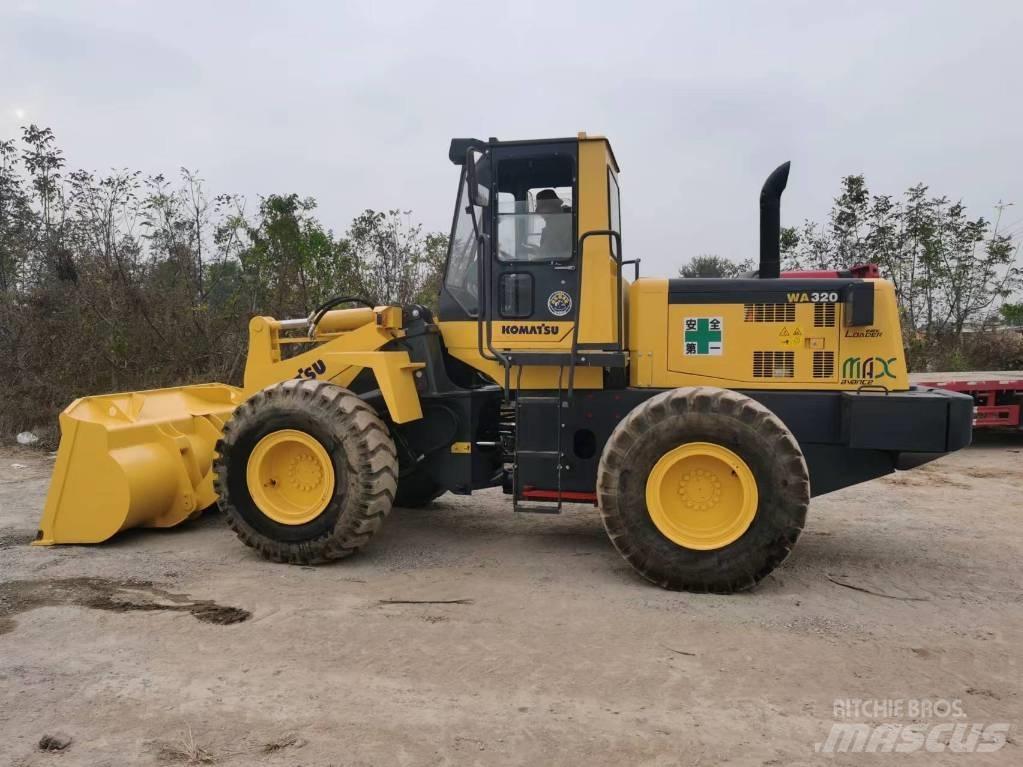 Komatsu WA 320-5 Chargeuse sur pneus