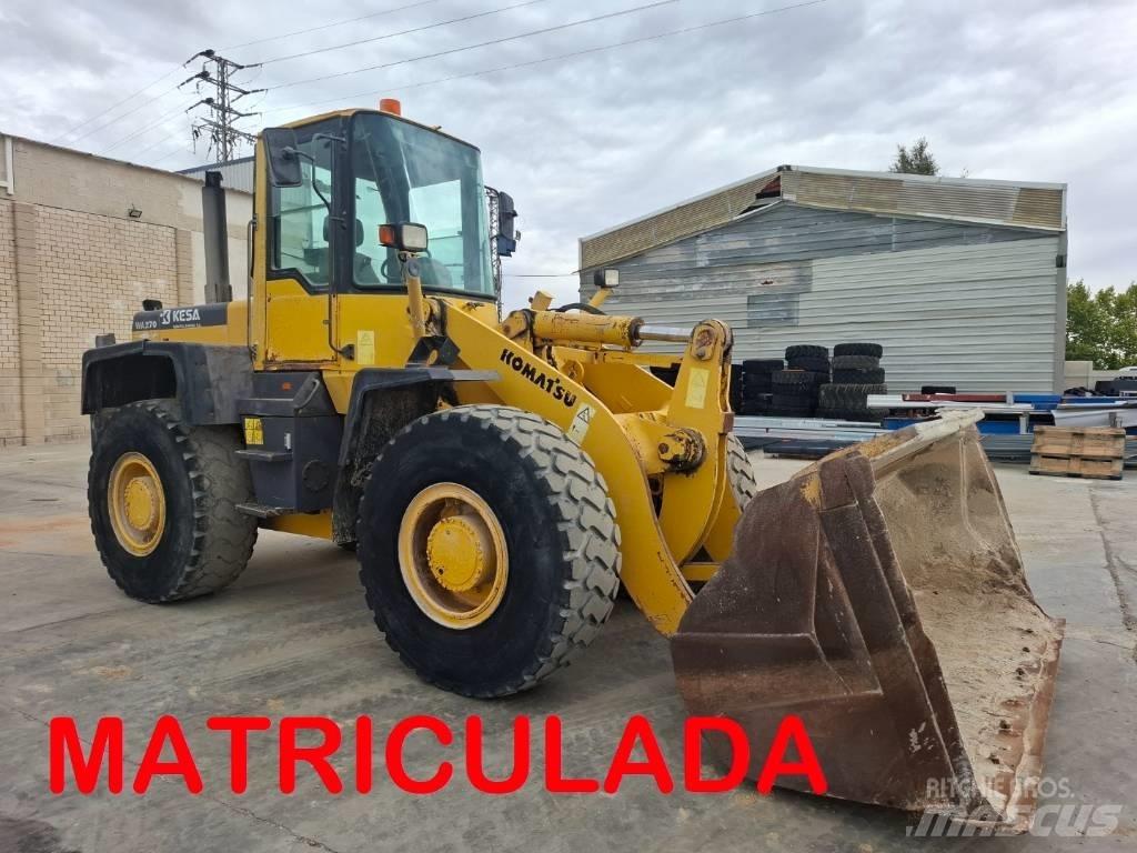 Komatsu WA 270-3 Chargeuse sur pneus