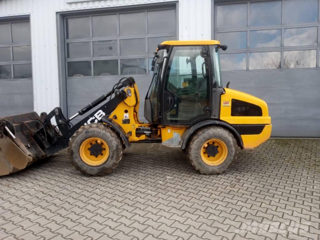 JCB 406 Chargeuse sur pneus