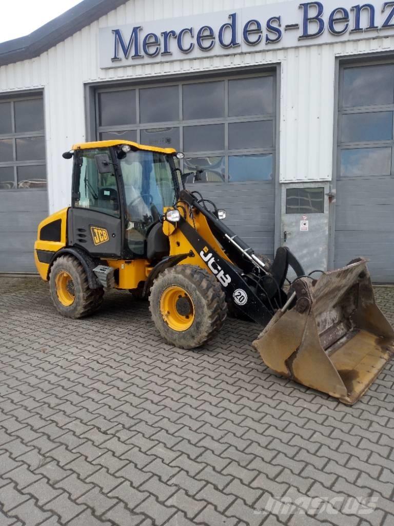 JCB 406 Chargeuse sur pneus