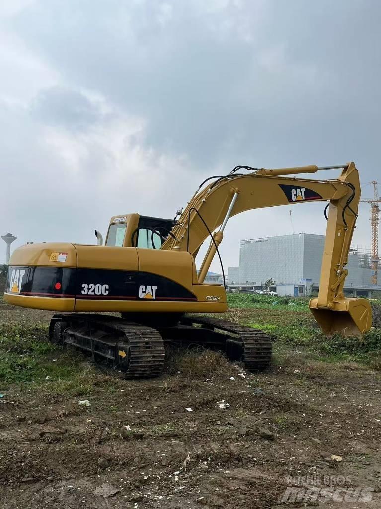 CAT 320 C Pelle sur chenilles