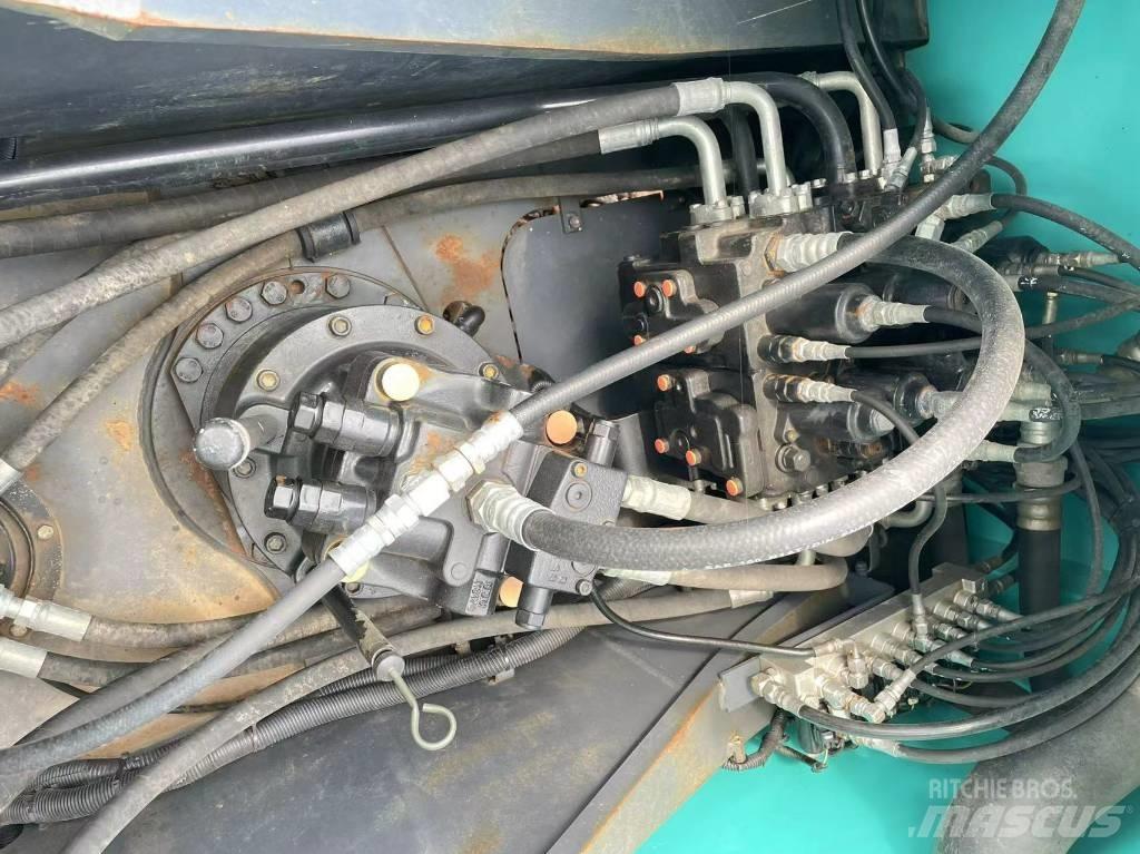 Kobelco 200 Pelle sur chenilles