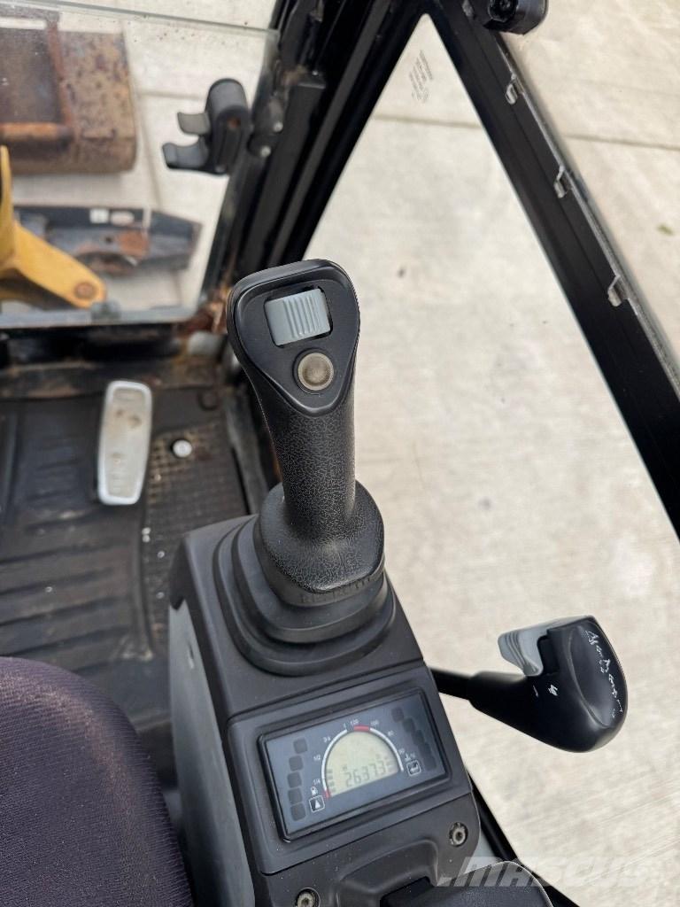 CAT 301.7 D Mini pelle < 7t