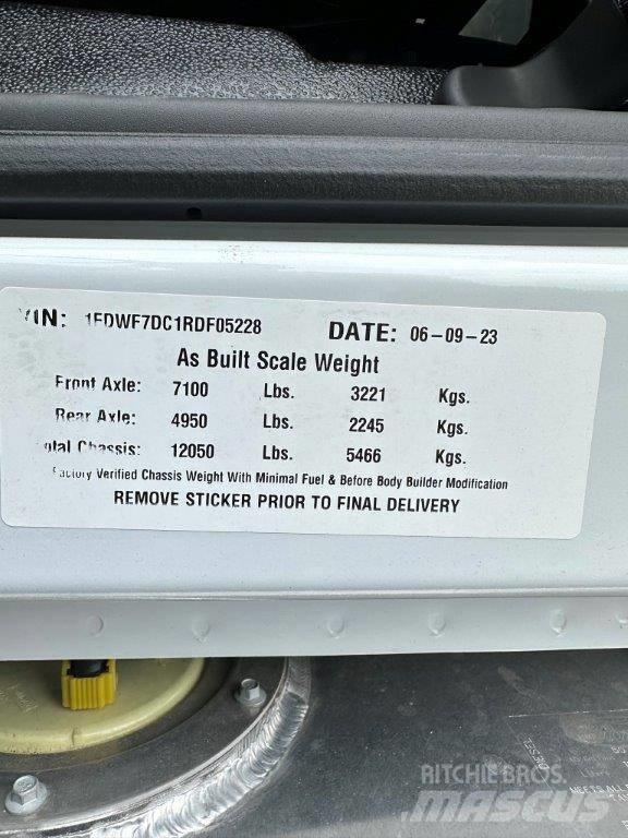 Ford F 750 Châssis cabine