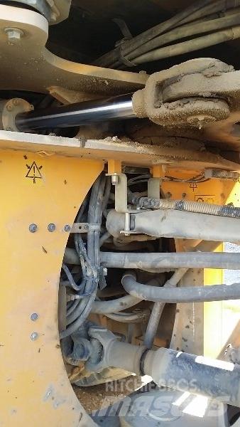 Volvo L180G Chargeuse sur pneus
