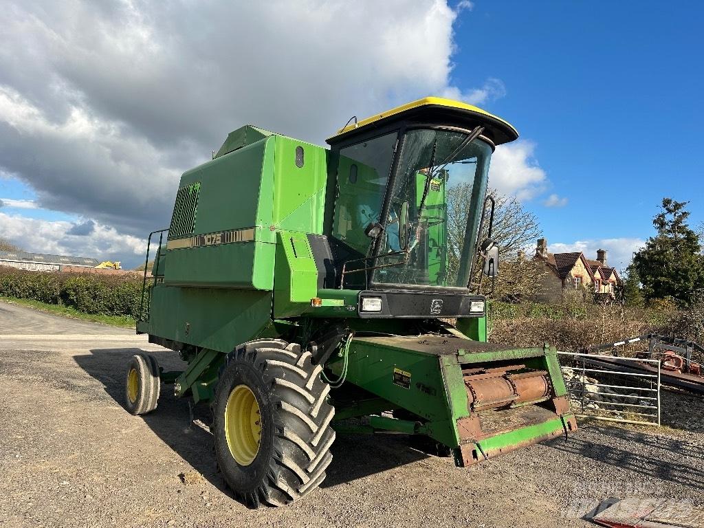John Deere 1075 Moissonneuse batteuse