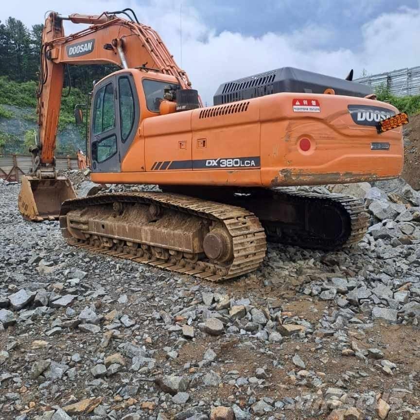 Doosan DX 380 LC Pelle sur chenilles