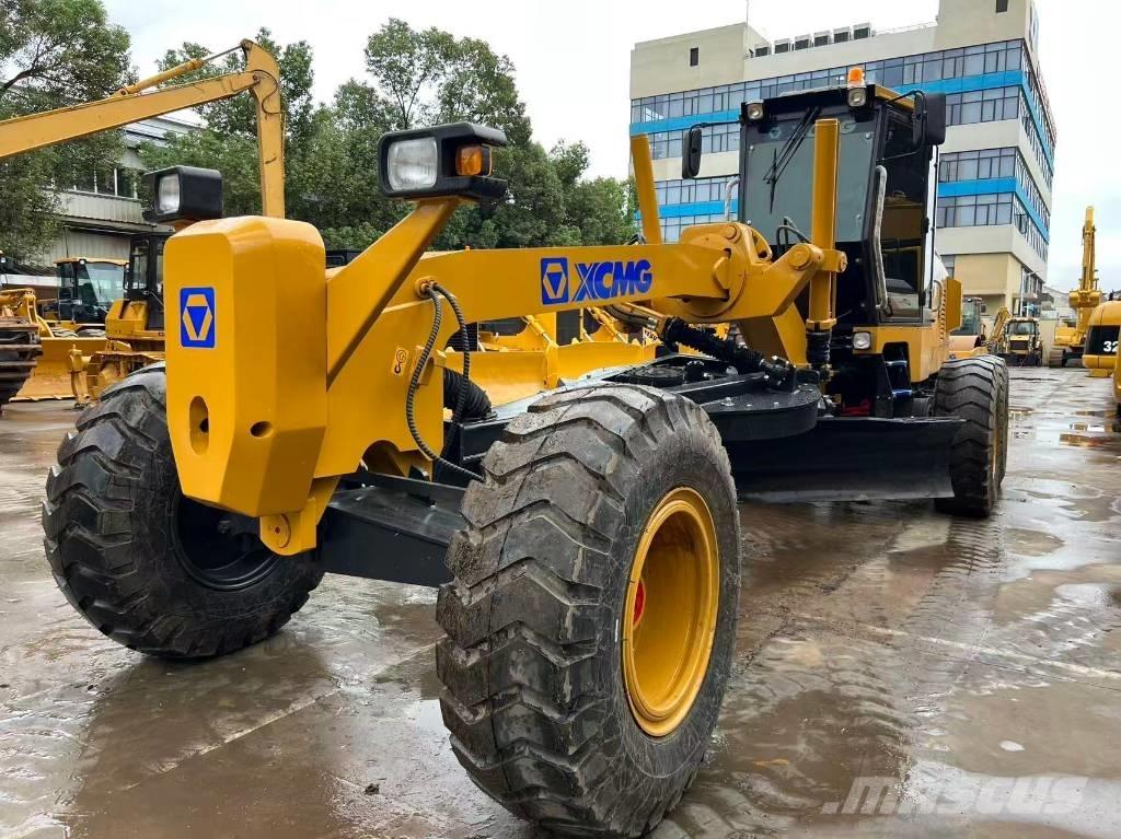 XCMG GR 1803 Niveleuse