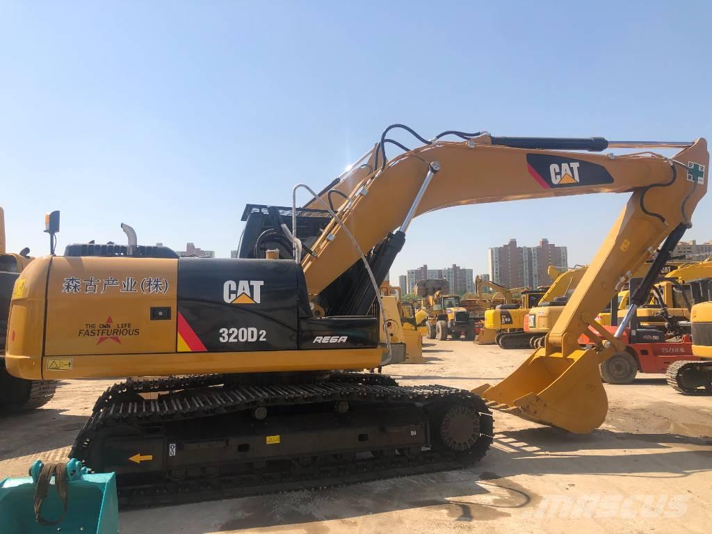CAT 320D Pelle sur chenilles