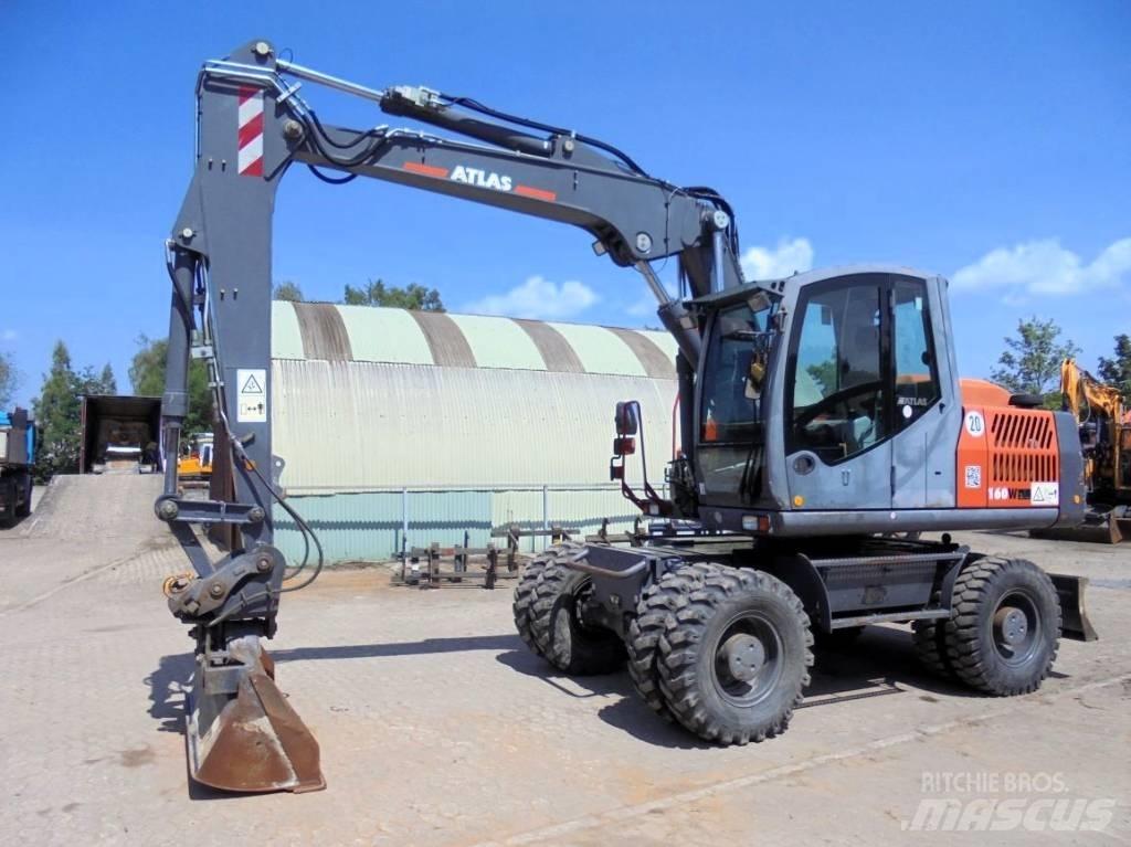 Atlas 160 W Pelle sur pneus